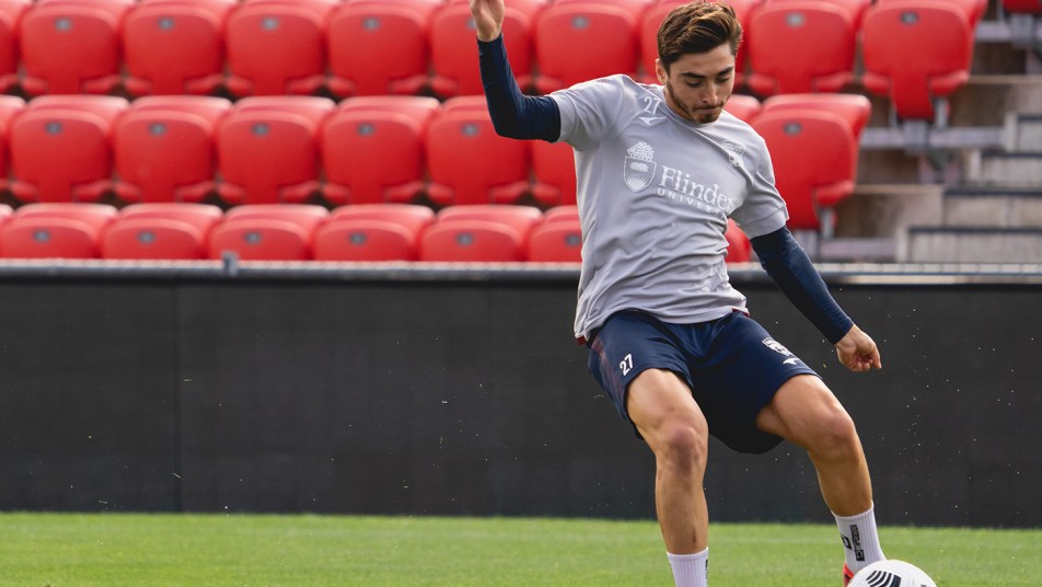 Joshua Cavallo Adelaide United training at Coopers Stadium