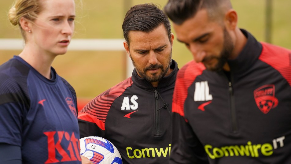 Adrian Stenta has selected his Round 5 squad to take on Wellington Phoenix.