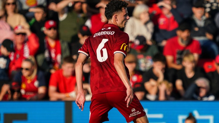 Adelaide United Head Coach, Carl Veart, has praised midfielder, Louis D’Arrigo, following the 21-year-old’s 100th Adelaide United appearance.