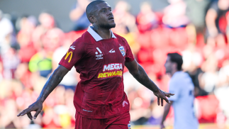 Adelaide chasing top-two finish as brilliant Brazilian downs the Bulls