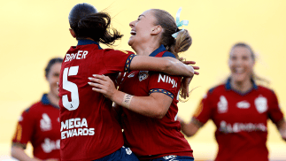 Breier off the bench rescues a point for the Reds in Sydney